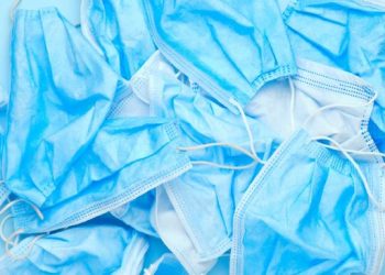 Mendaur Ulang Masker Sekali Pakai Jadi Bahan Bangunan