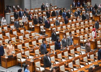 DPR Setujui 8 Poin Percepatan Reformasi: Polri di Bawah Presiden
