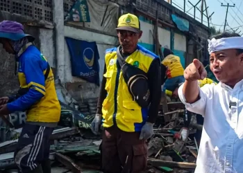 Pemprov Jabar Tertibkan 16 Bangunan Liar di Tagog Apu KBB