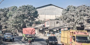 Dampak Debu Kapur, Ratusan Warga Bandung Barat Alami ISPA dan Suspek TBC