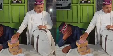 Bawa Bantuan Rp4,5 Miliar ke NTT, KDM Temui Warga dan Salurkan Uang untuk Korban Gempa