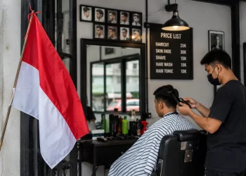 Viral Tukang Cukur Dimarahi Gegara Tak Pasang Merah Putih, Camat Bogor Buka Suara