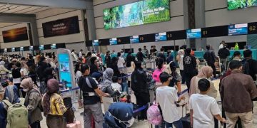 Bandara Soetta Ditutup hingga Sore, Penerbangan Masih Dihentikan