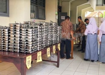 Imbas Erupsi Anak Krakatau, BGN Setop Sementara MBG untuk Siswa yang PJJ