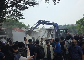 Klaster Mewah Lapas Cibinong Mulai Dibongkar, Ekskavator Ratakan Rumah Dinas